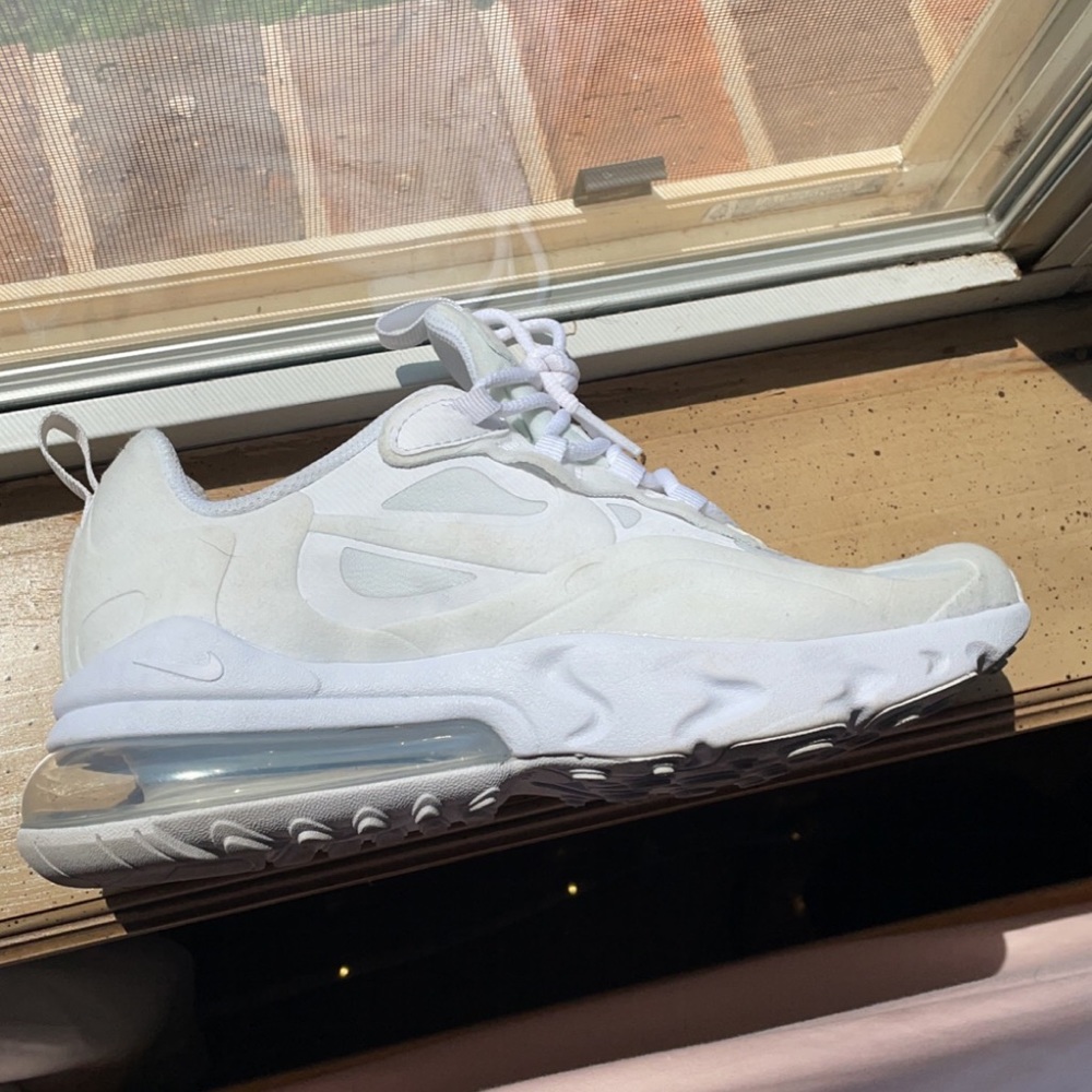 White Air Max 270
